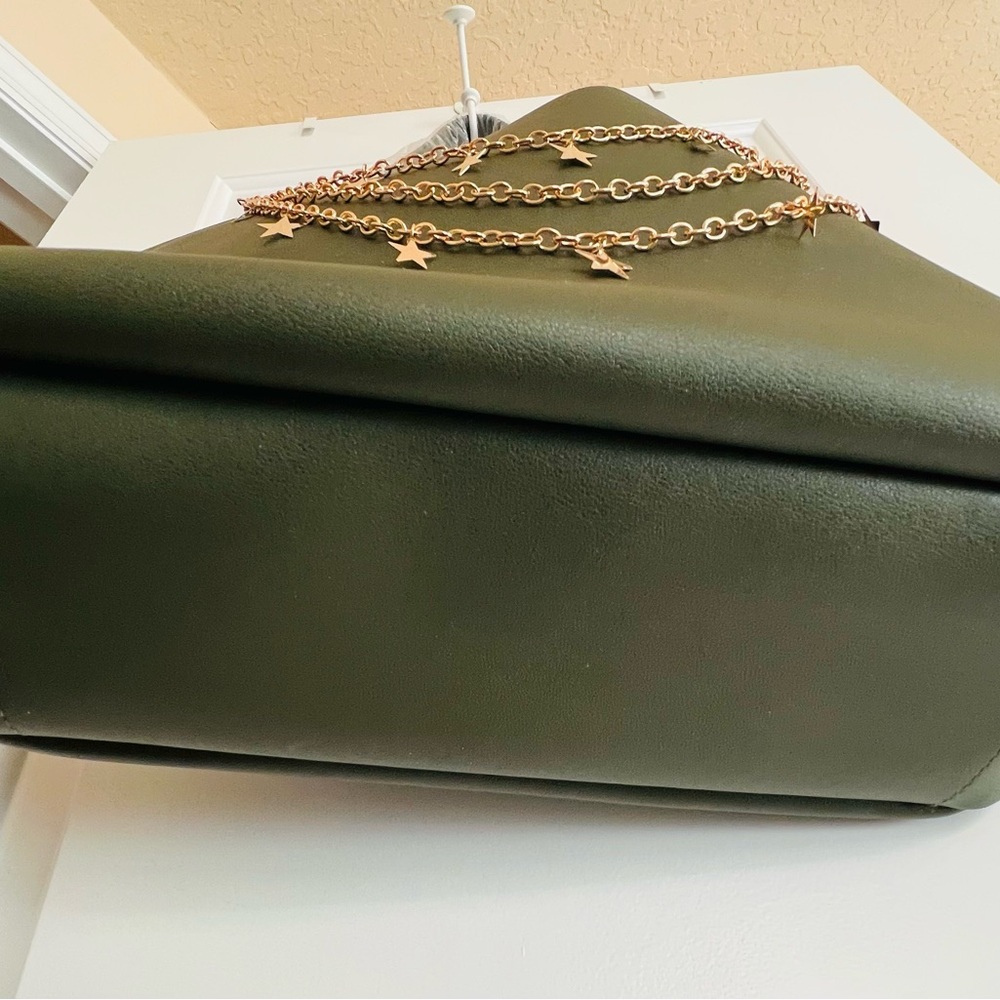 Neiman Marcus Olive Shoulder Bag with Gold Chain Accents. NWOT - Picture 3 of 9